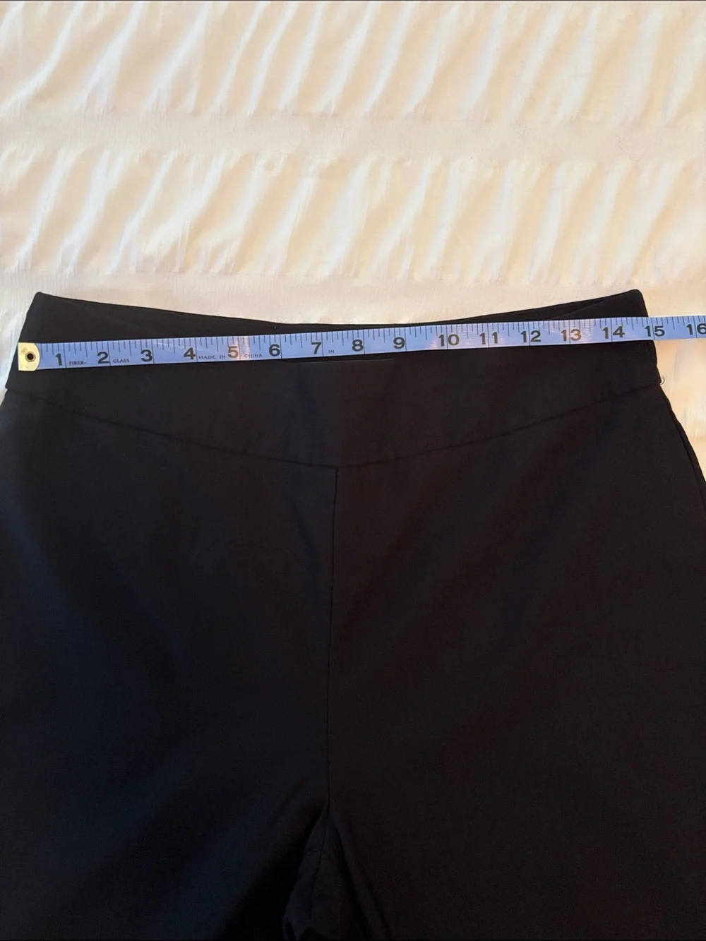 Chico's So Slimming ankle pants w/ tassel & beaded hem - size US M/8 (Chico’s 1) - Picture 4 of 9
